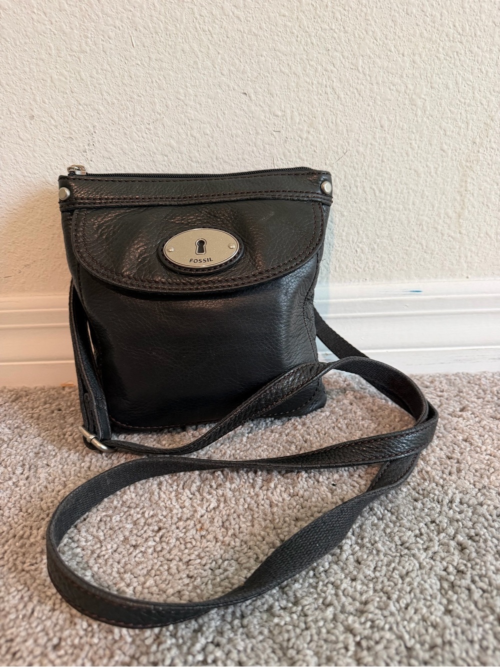 Fossil Black Leather Messenger Crossbody Bag